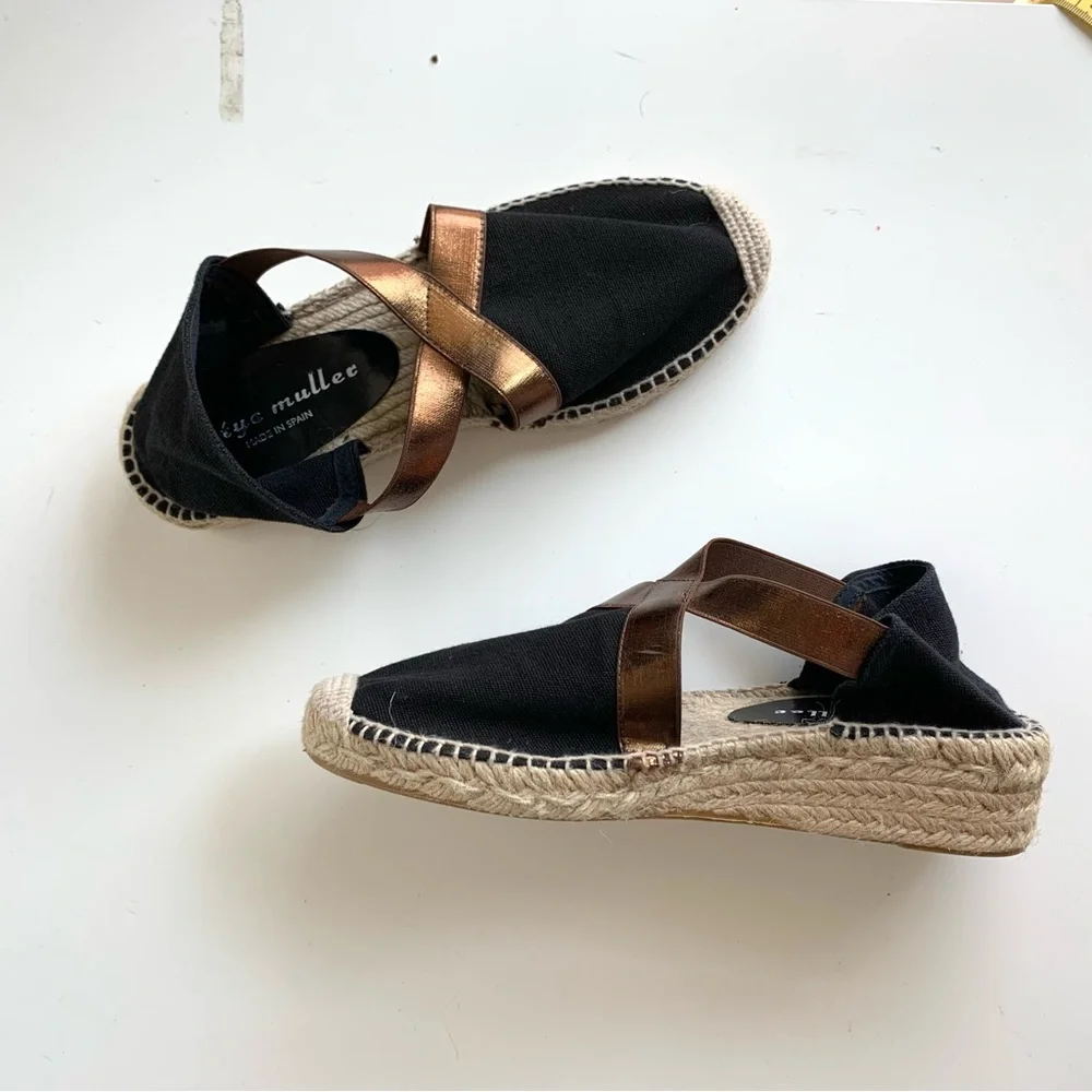Bettye‎ Muller Espadrilles flats, Black, tan and Bronze slip-on, size 38 or US 7